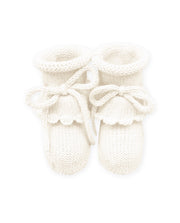 Botinha Babado Off-White Feminina