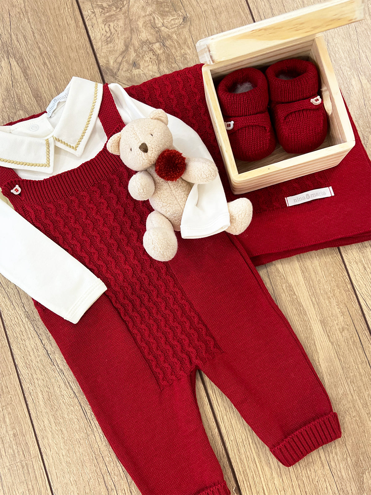 Saída Maternidade Verão Vermelho - Tricot Bebê – Nina & Maria Baby Store